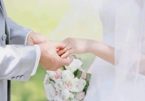 生了三个小孩离婚了三个小孩归谁
